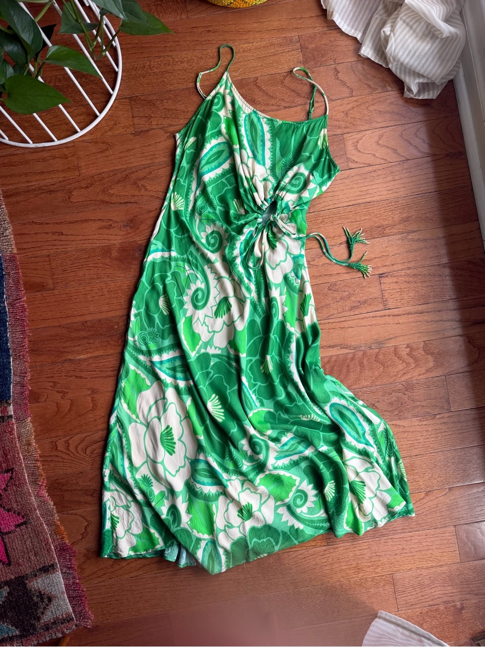 FARM Rio Green & Cream Floral Tie-Detail Midi Dress - Picture 5 of 6